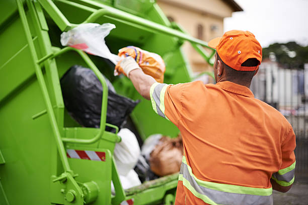 Best Retail Junk Removal  in Coshocton, OH